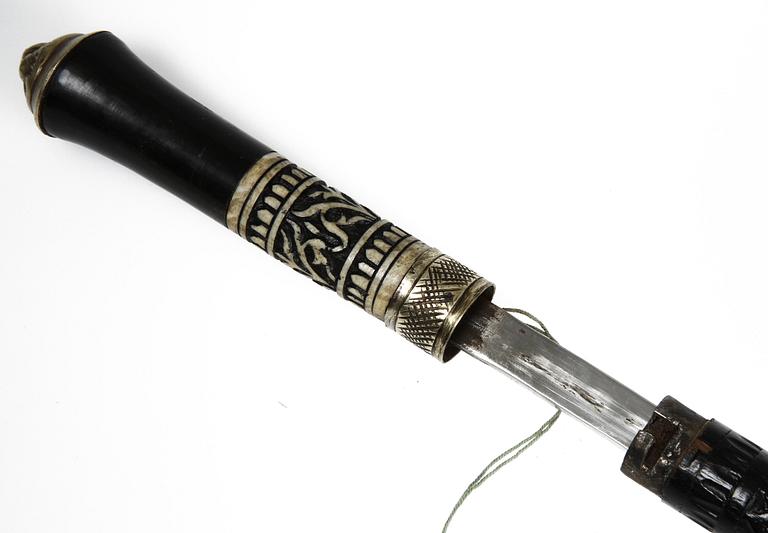 KÄPP/SVÄRD, trä, 1900-tal.