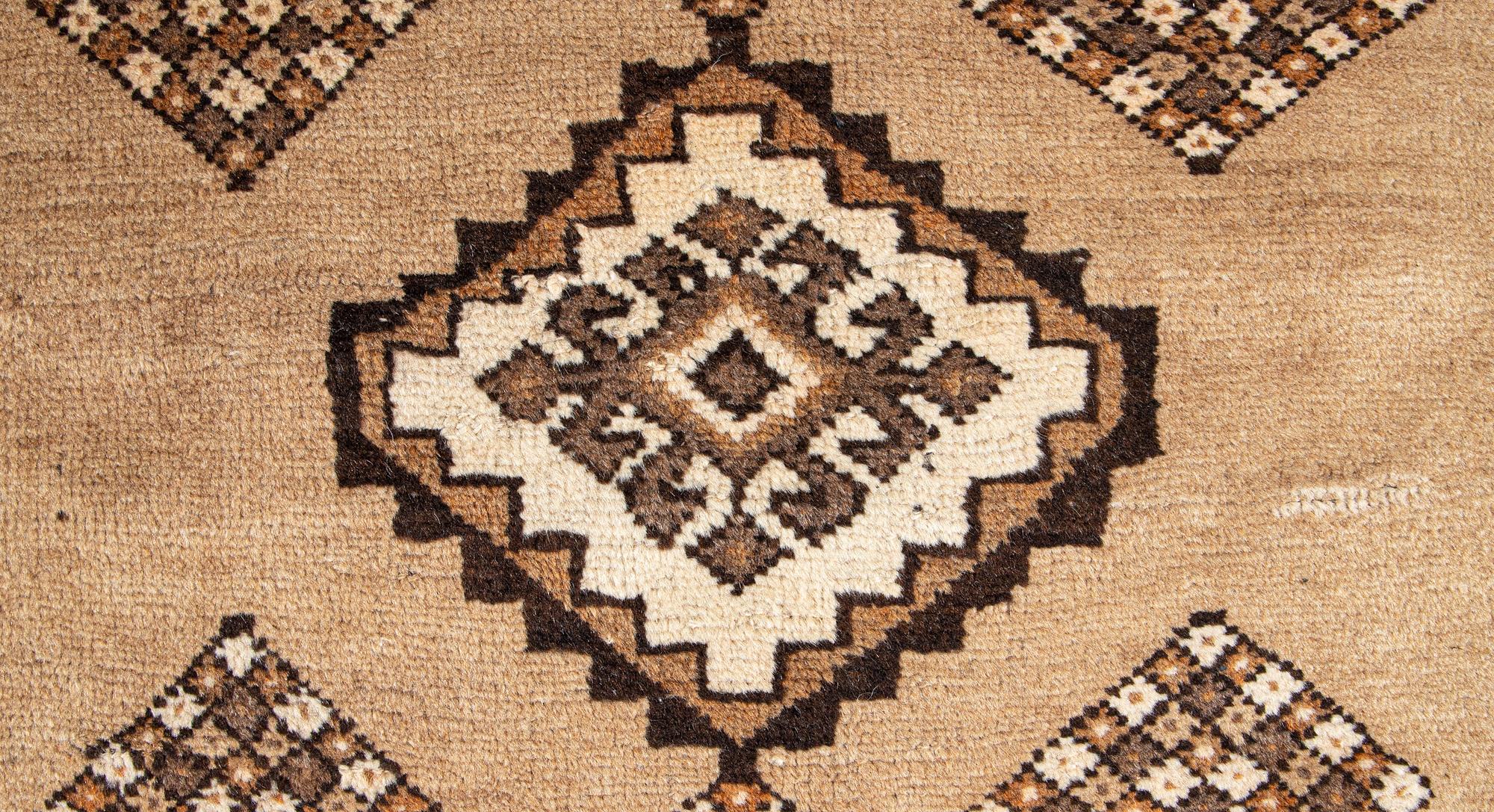 A rug, Gabbeh, ca 190 x 105 cm.