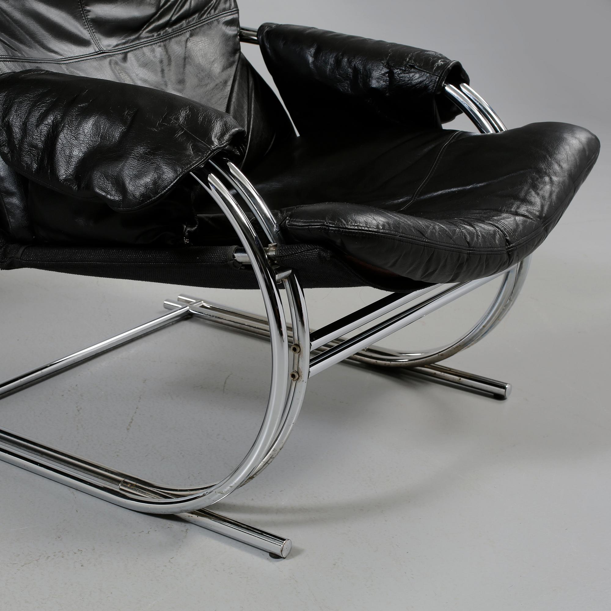 FÅTÖLJER, ett par, 1900-talets andra hälft.