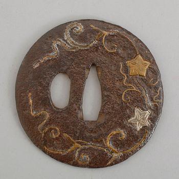 TSUBA, järn, Japan, 1500-/1600-tal.