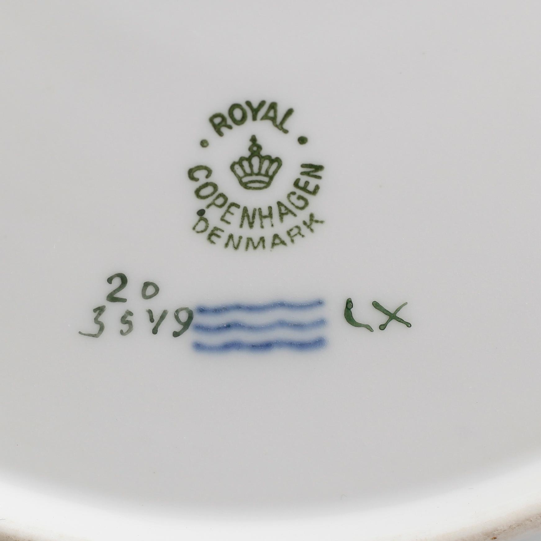 FAT, porslin, "Flora Danica", Royal Copenhagen.