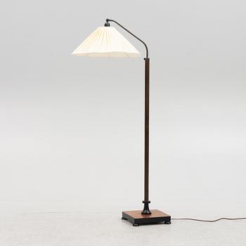 A 1930's floor lamp.