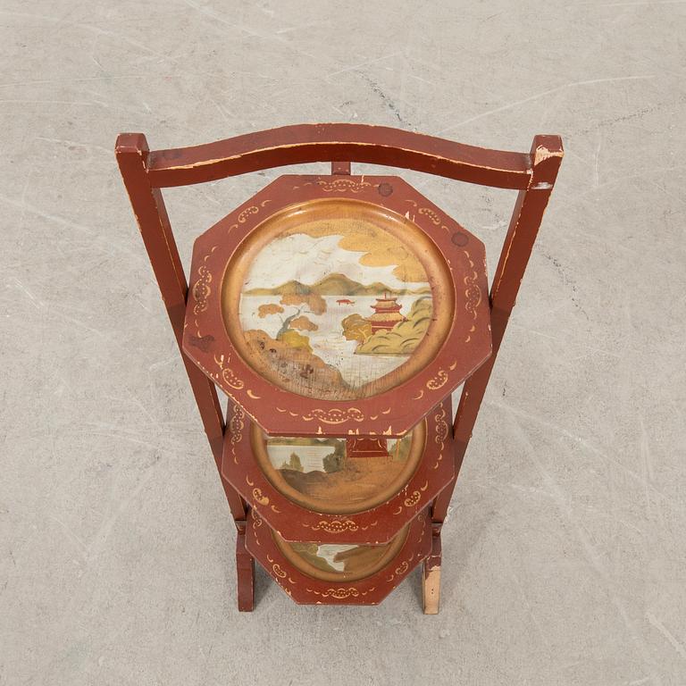 Cake stand from the beginning of the 20th century.