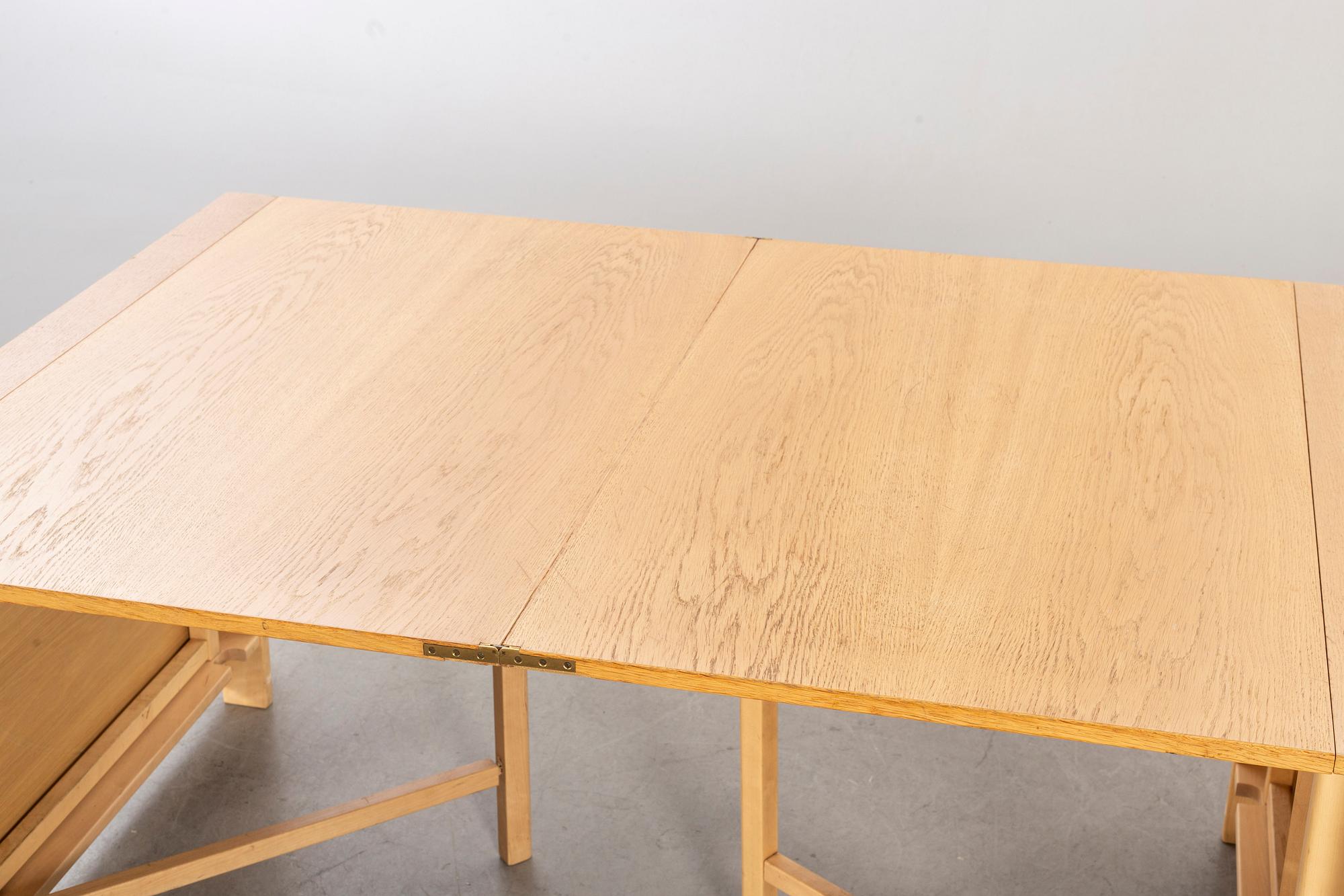 BRUNO MATHSSON, foldning table "Maria flap".