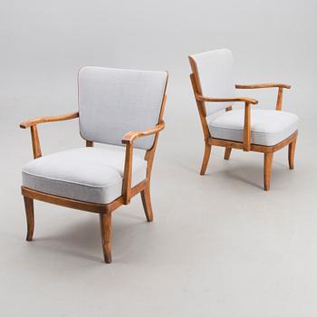 EINARI KYÖSTILÄ, karmstolar, ett par, Oy Stockmann Ab, Kervo Snickerifabrik, 1940-tal.