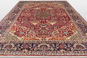 A carpet, Najafabad, ca 448 x 287 cm.