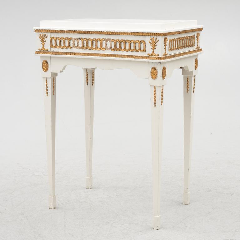 Bord, Sverige, 1800-talets början, Sengustavianskt.