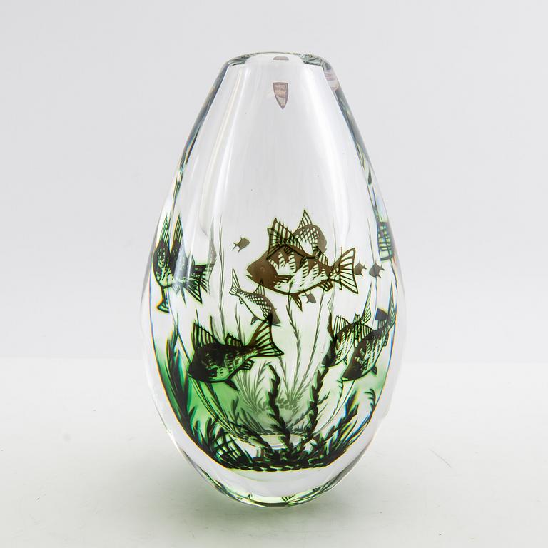 Edward Hald, vase "Fish Grail", Orrefors. signed 1984.