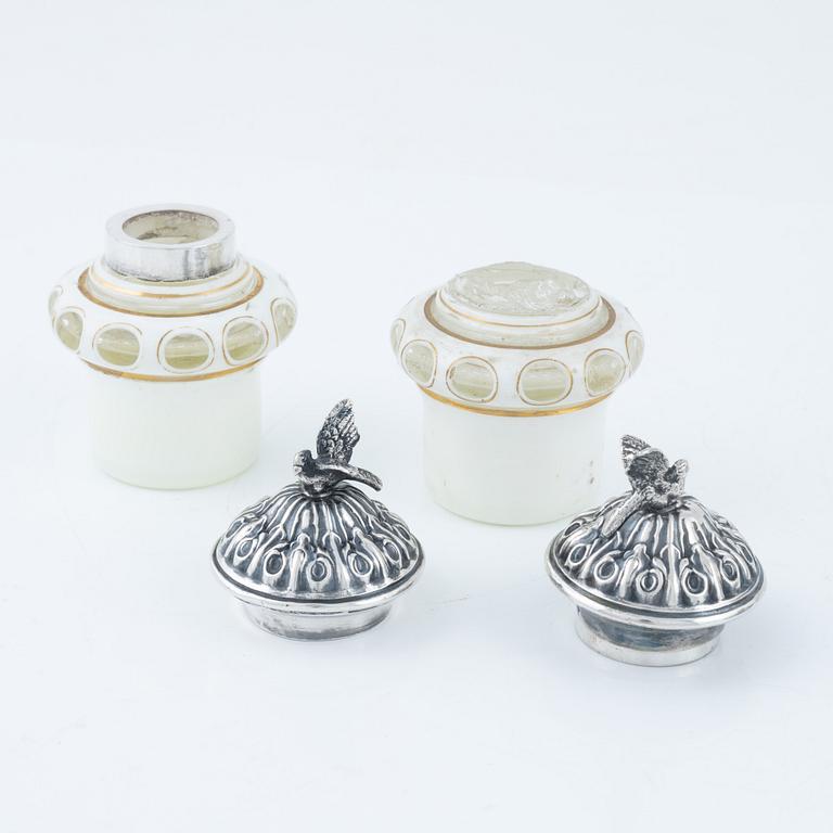 Gustaf Theodor Folcker, skrivbordsställ/ bläckställ, silver och glas, nyrokoko, Stockholm 1867.