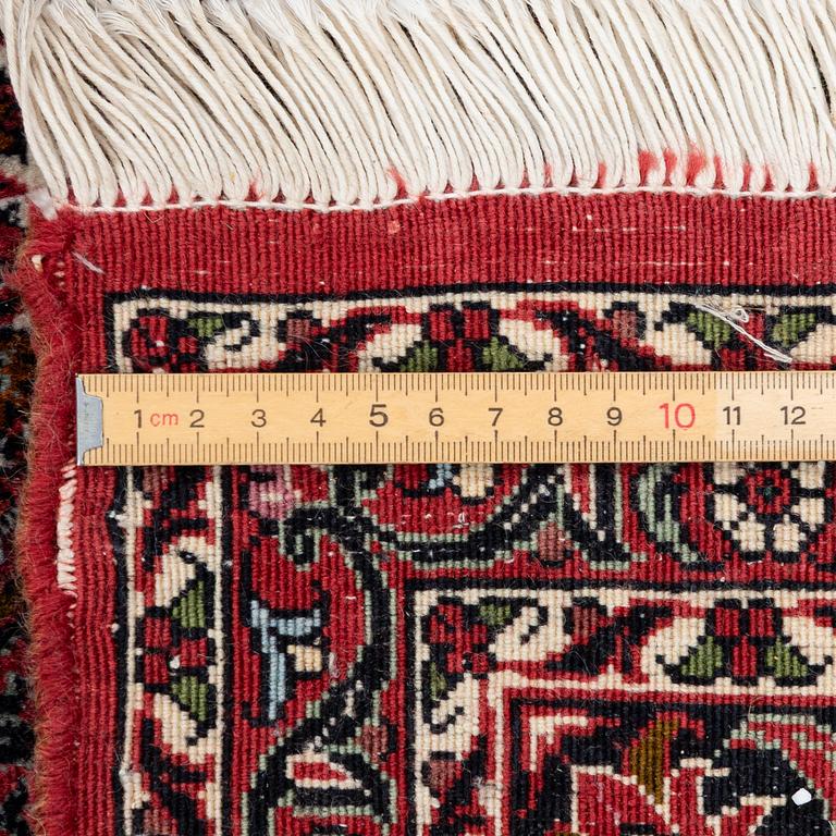 Carpet, Bidjar, approx. 260 x 205 cm.