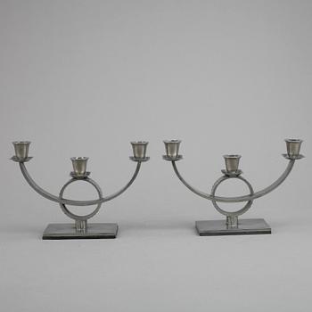 KANDELABRAR, ett par, tenn, Sverige, art deco, 1930-tal.