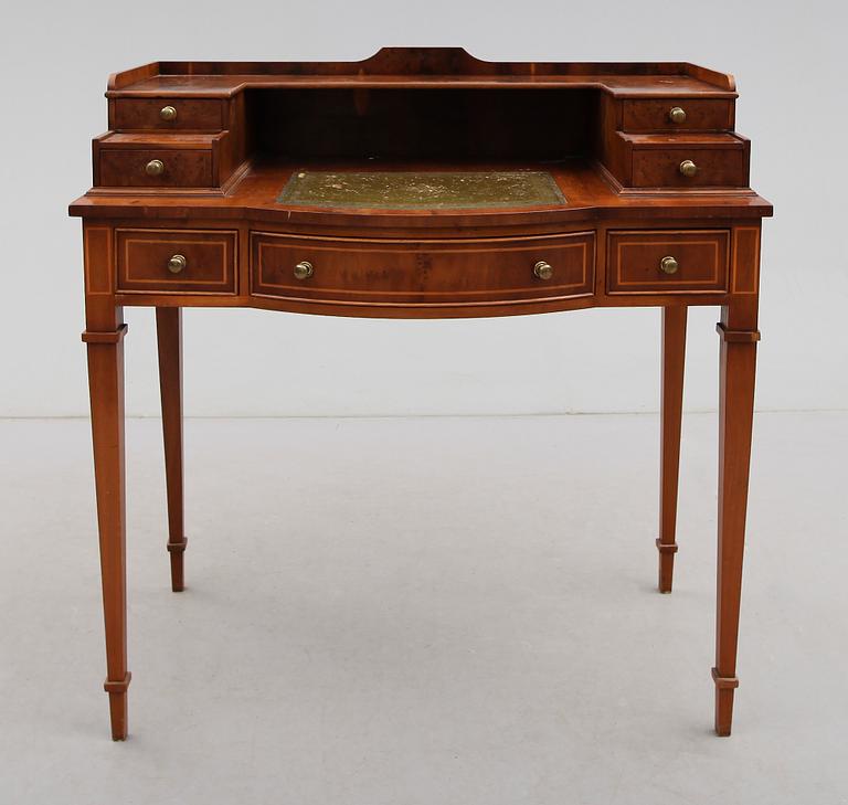 DAMSKRIVBORD, 1900-talets andra hälft.