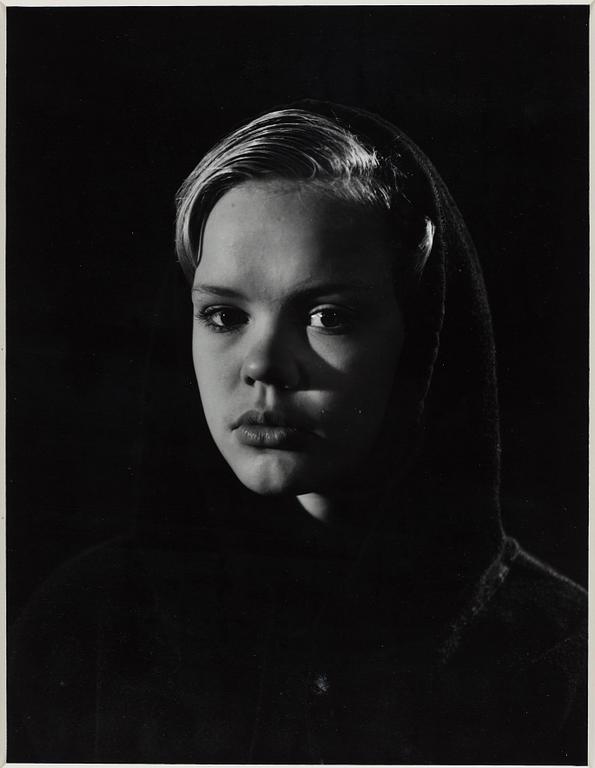 Eija-Liisa Ahtila, "Casting Portraits VI", 1997.