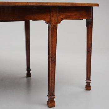 A George III mahogany D-end dining table, circa 1800.