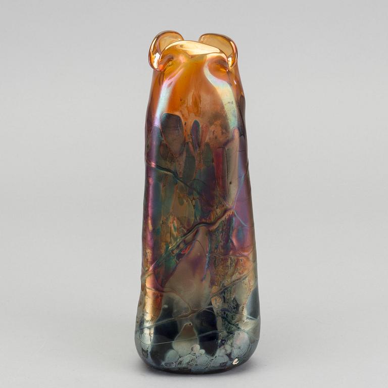 JOHN NORTHWOOD, an Art Nouveau glass vase around 1900.