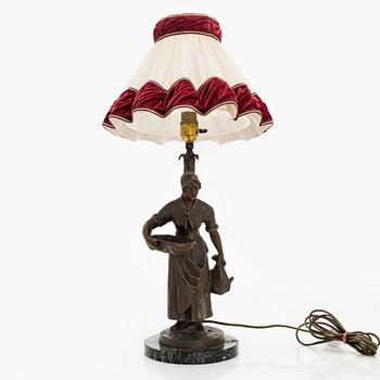 Bordslampa, Centraleuropa, sekelskiftet 1800/1900.