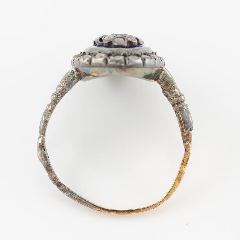 Ring, silver med koboltblå emalj och rosenslipade diamanter, med blommotiv.