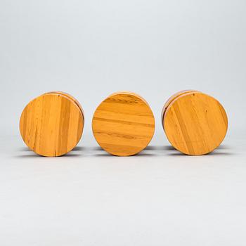 Jakkaroita 3 kpl, Pirana ky, 1960-70-luku.