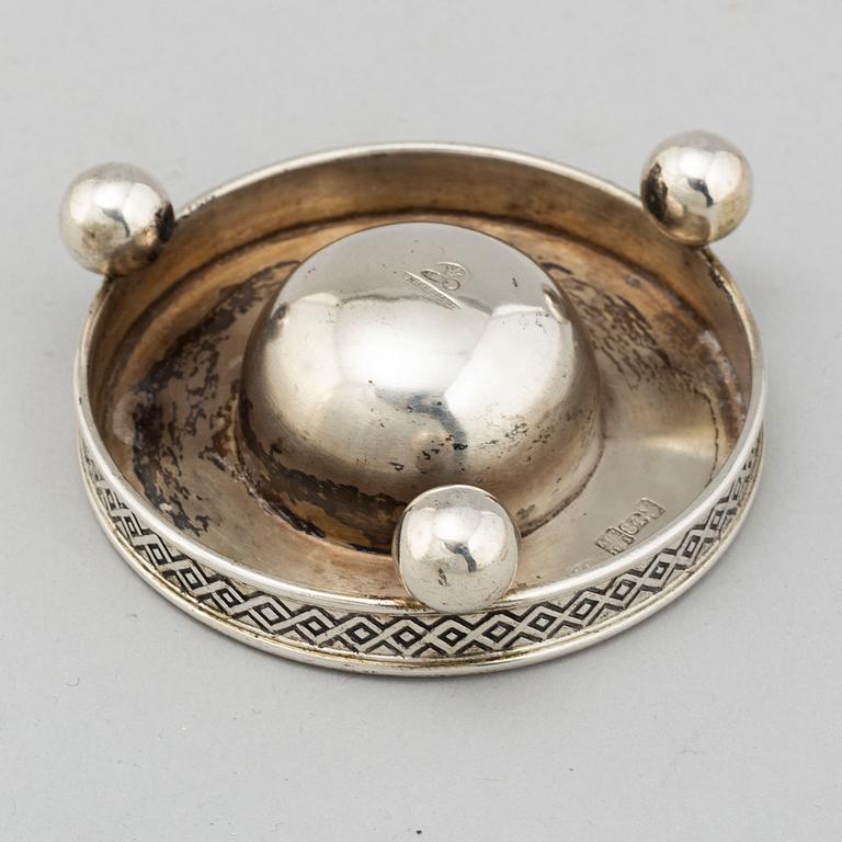 A Russian silver salt cellar, mark of Pavel Ovchinnikov, Moscow 1871.