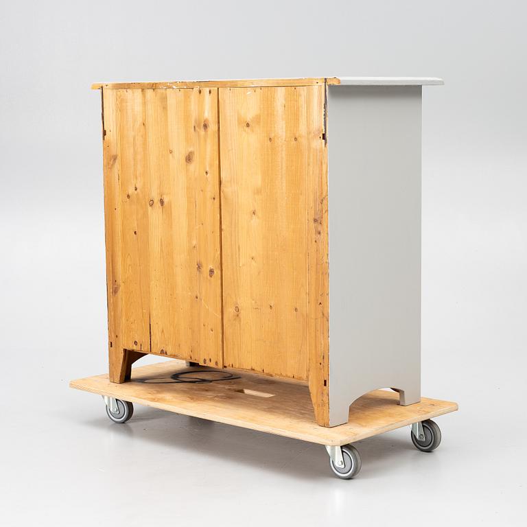 Skänk, tidigt 1900-tal.