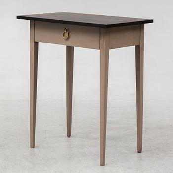 TABLE, 19th / 20th century.