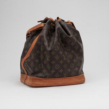 LOUIS VUITTON, a Monogram canvas "Noé" shoulder bag.