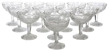 10. A SET OF 17 GLASS BOWLS,