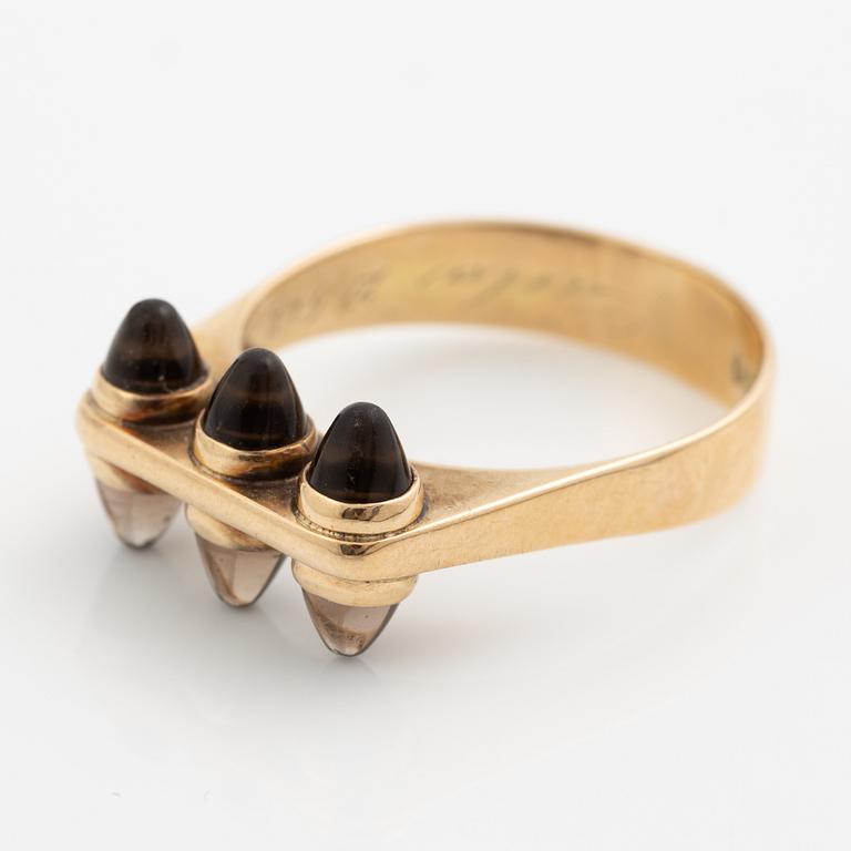 A 14K gold ring with smoaky quartzes. Alppikulta, Helsinki.