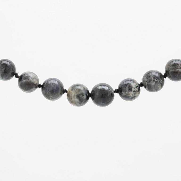 A 20th century Swedish labradonit necklace Wiwen Nilsson Lund 1940, length 61,5 cm.