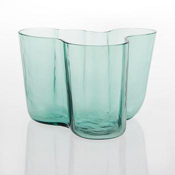 ALVAR AALTO, VAS. Savoy. Karhula, 1930-tal.