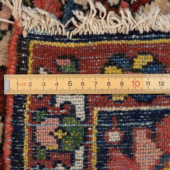 An antique Chahar Mahal and Bakhtiari rug, c. 204 x 145 cm.