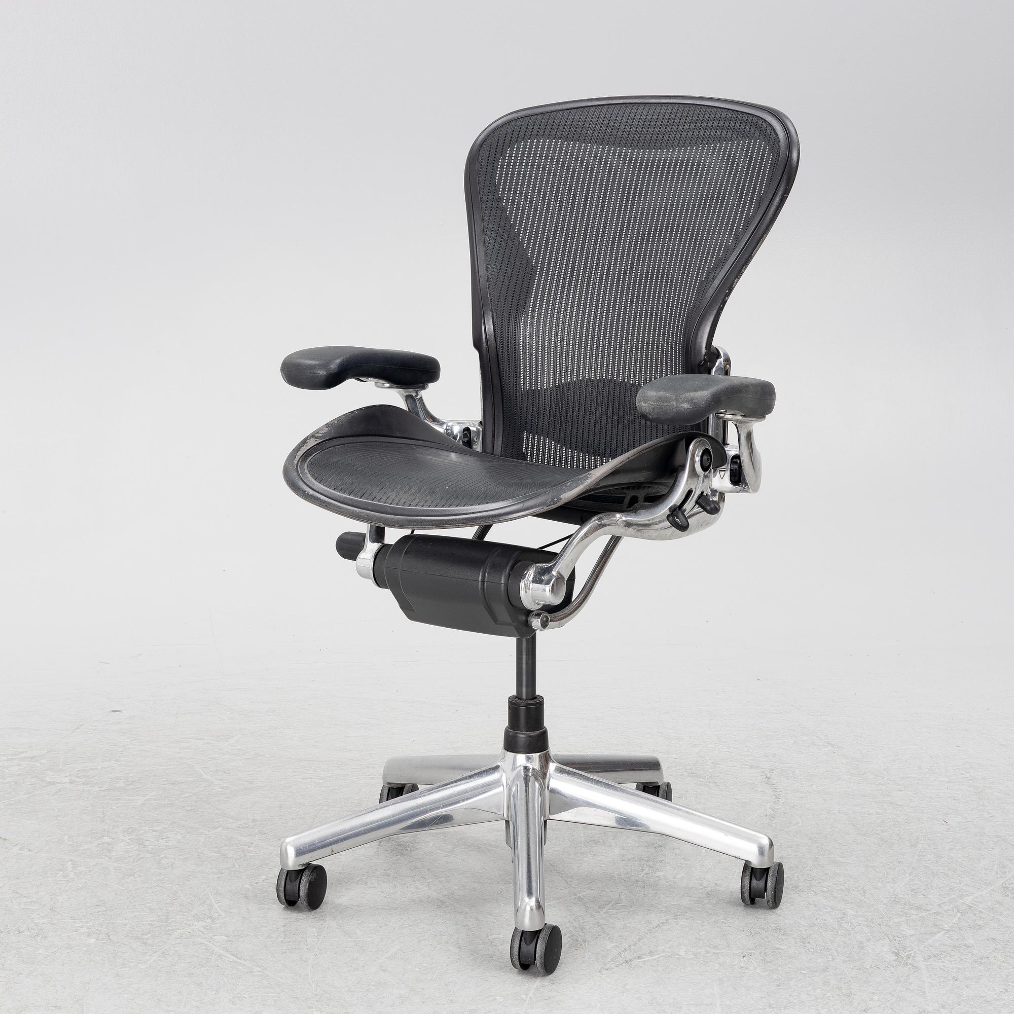 Don Chadwick and Bill Stumpf, office chair, 'Aeron', Herman Miller.