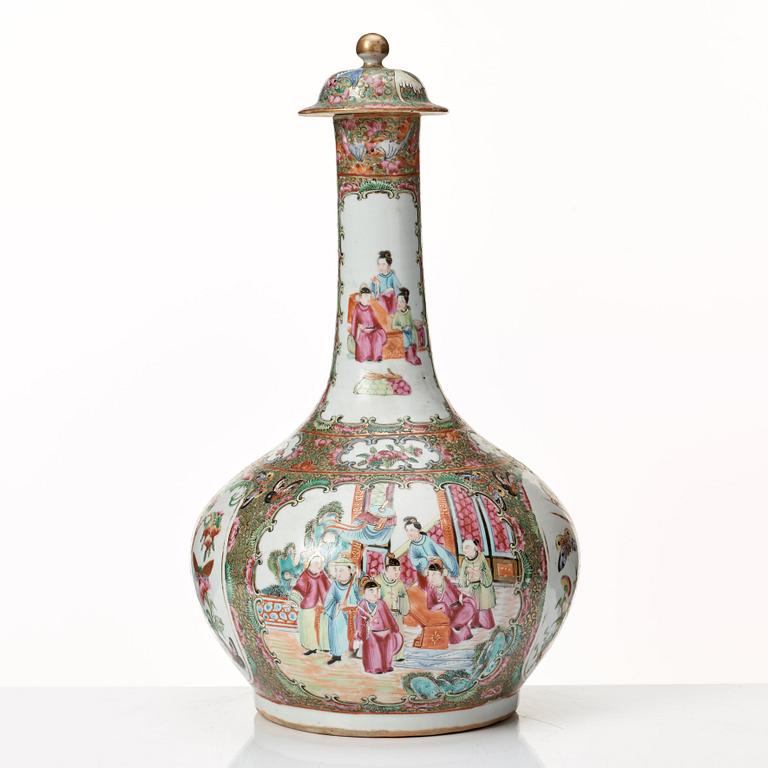 A Canton famille rose vase with cover, Qing dynasty, late 19th Century.