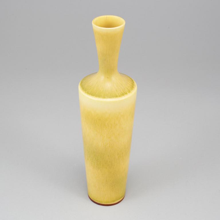 BERNDT FRIBERG, a stoneware vase, Gustavsberg studio, Sweden, 1962.