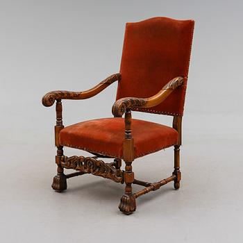 KARMSTOL, renässansstil, 1900-talets första hälft.