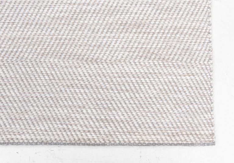 Rug, flat weave, 'Osaka Chevron', Minotti, Italy, approximately 282 x 225 cm.
