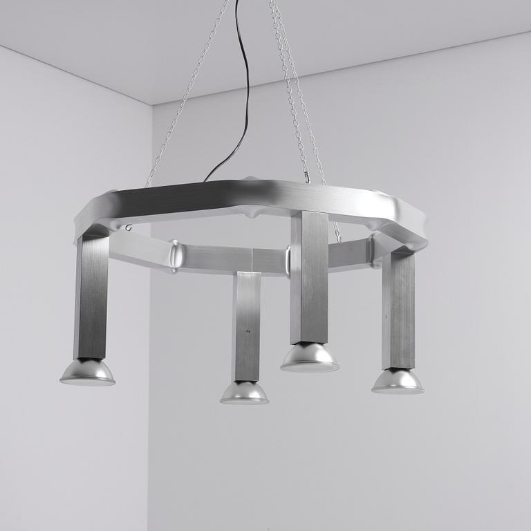 David Taylor, ljuskrona, unik, ”Aluminium Chandelier”, Studio Mellösaverken, Sverige, 2025.