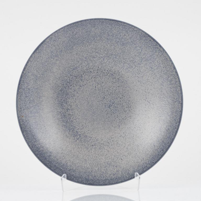 Per Hammarström, a stoneware dish, signed and dated 1987.