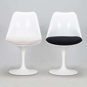 Eero Saarinen, a set of 3+3 'Tulip' chairs for Knoll 2019.