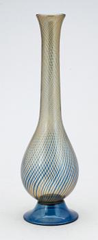 VAS, glas, signerad Herman Gatterer, Boda 200, unik.