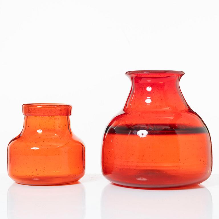 Erik Höglund, a set of two vases, Boda.