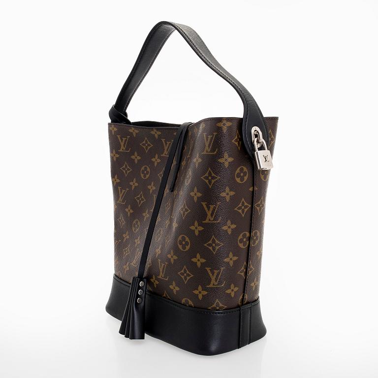 Louis Vuitton, väska, "Idole GM".