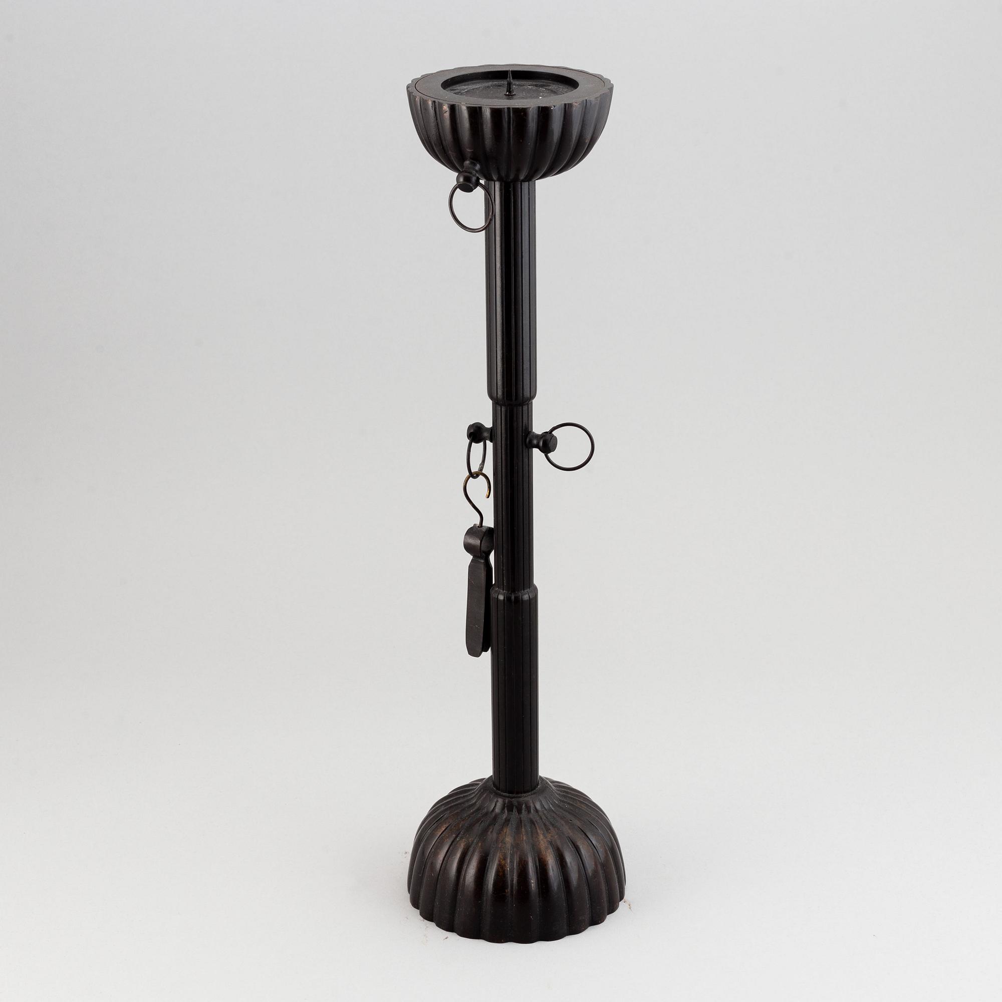 Ljushållare, brons. Japan, 1900-tal.