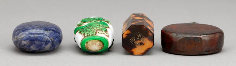 SNUSFLASKOR, 4 st, sten resp glas, Kina.