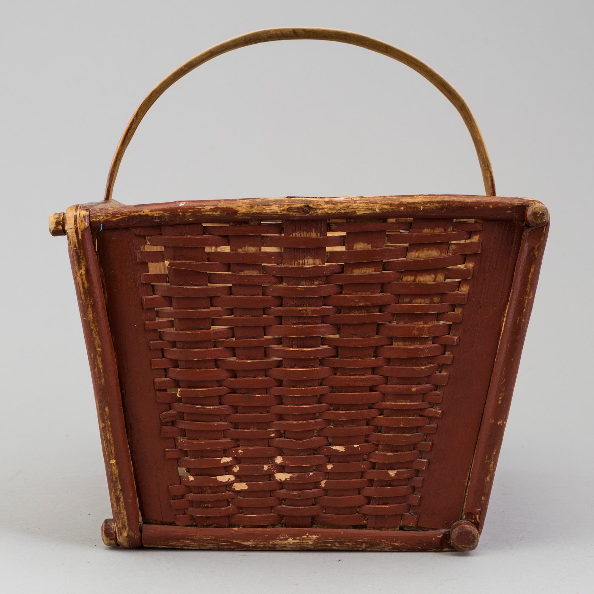 a basket from the 19th century.