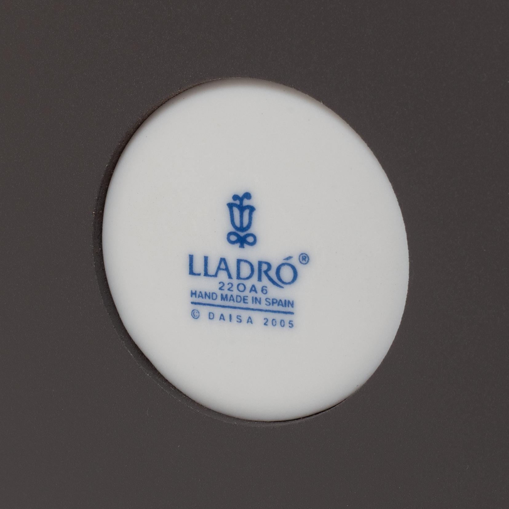 Lladró, figurine, "Horse on Courbette", Spain.