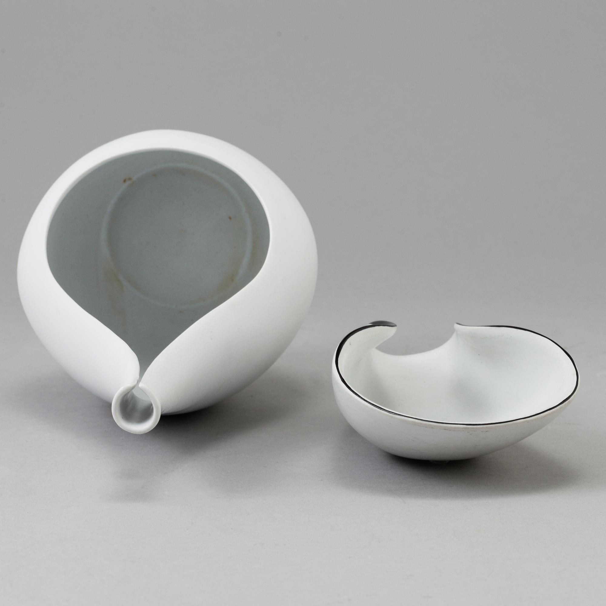 STIG LINDBERG, a 'Pungo' vase and 'Vecka' bowl from Gustavsberg.