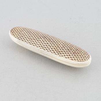 Sven Åke Risfjäll, box with lid.