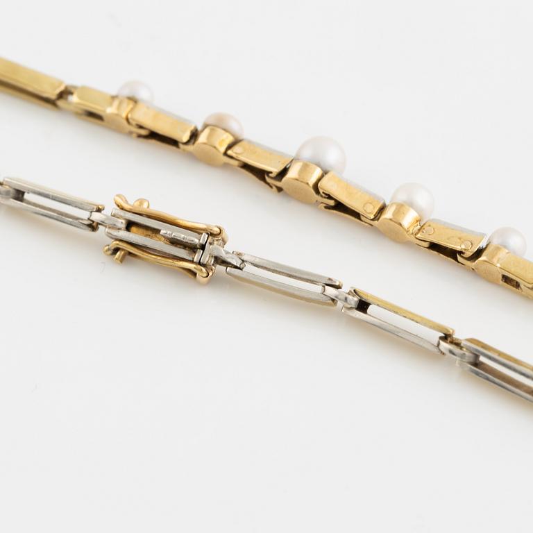 Pearl and rose cut diamond bracelet.