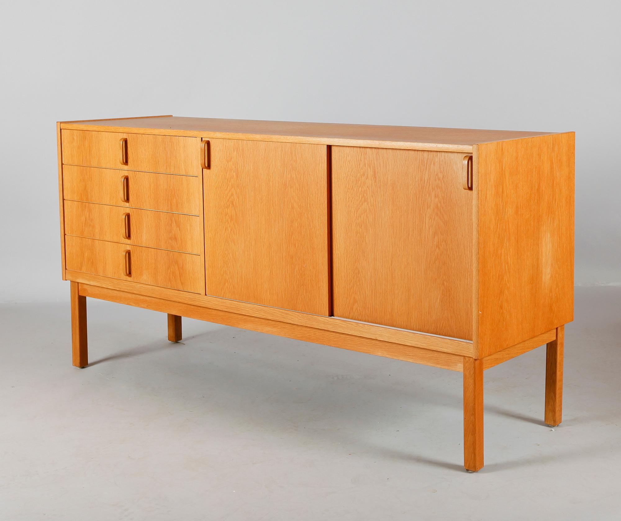 SIDEBOARD, Bertil Fridhagen, 1900-talets andra hälft.